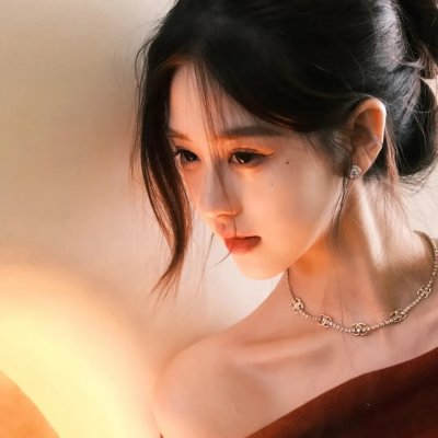 怪诞女孩